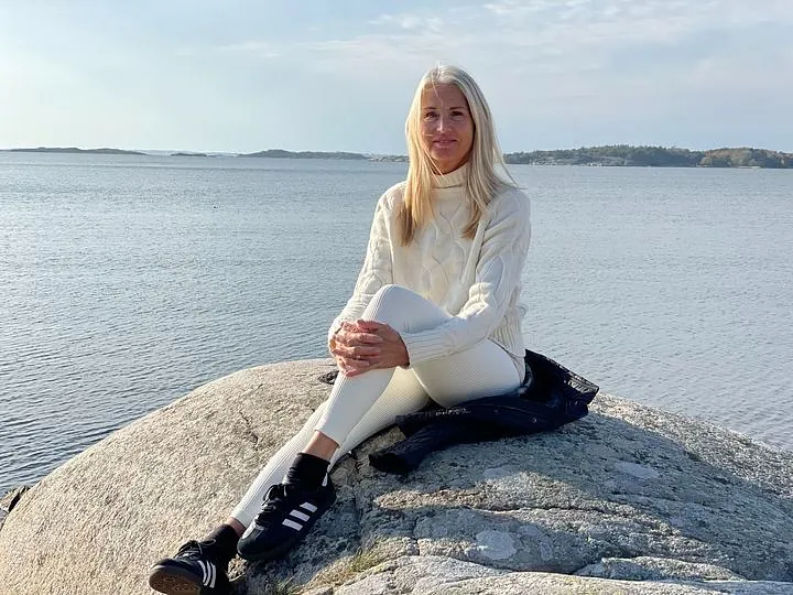 Jag heter Patricia Westen och är diplomerad samtalsterapeut inom psykosyntes, utbildad vid Humanova i Göteborg.